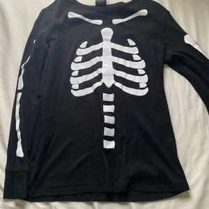 Hide and eek boutique women’s small skeleton shirt